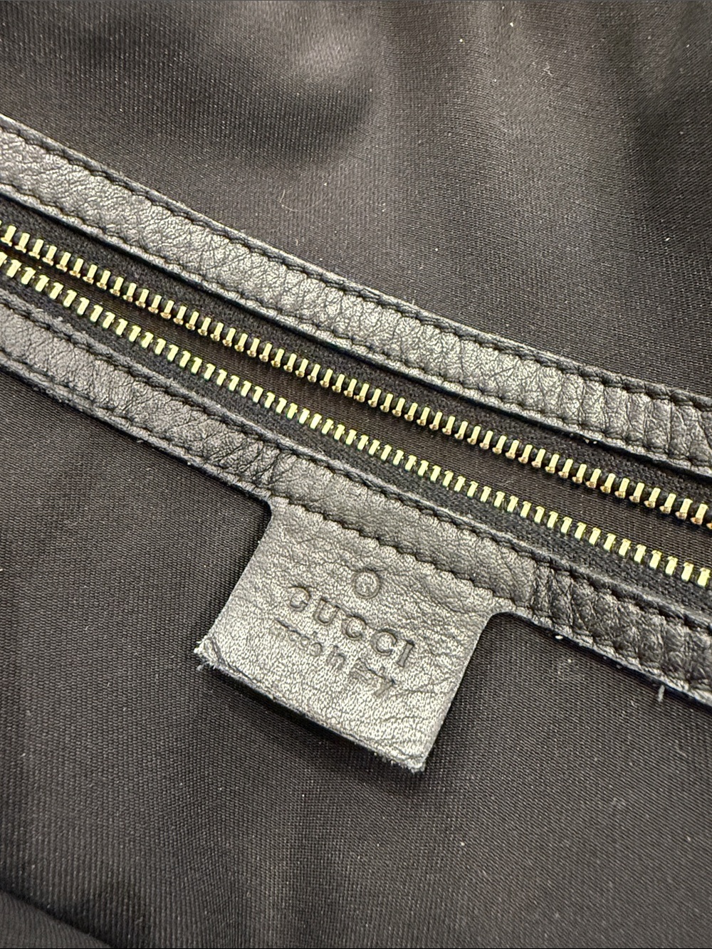 Gucci Black Leather Shoulder Bag with Gold Hardware and Ruffle Trim Accents - Picture 2 of 8